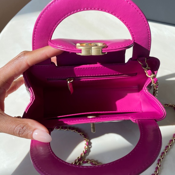 Chanel Kelly Small Shopping Bag - Picture 5 of 10